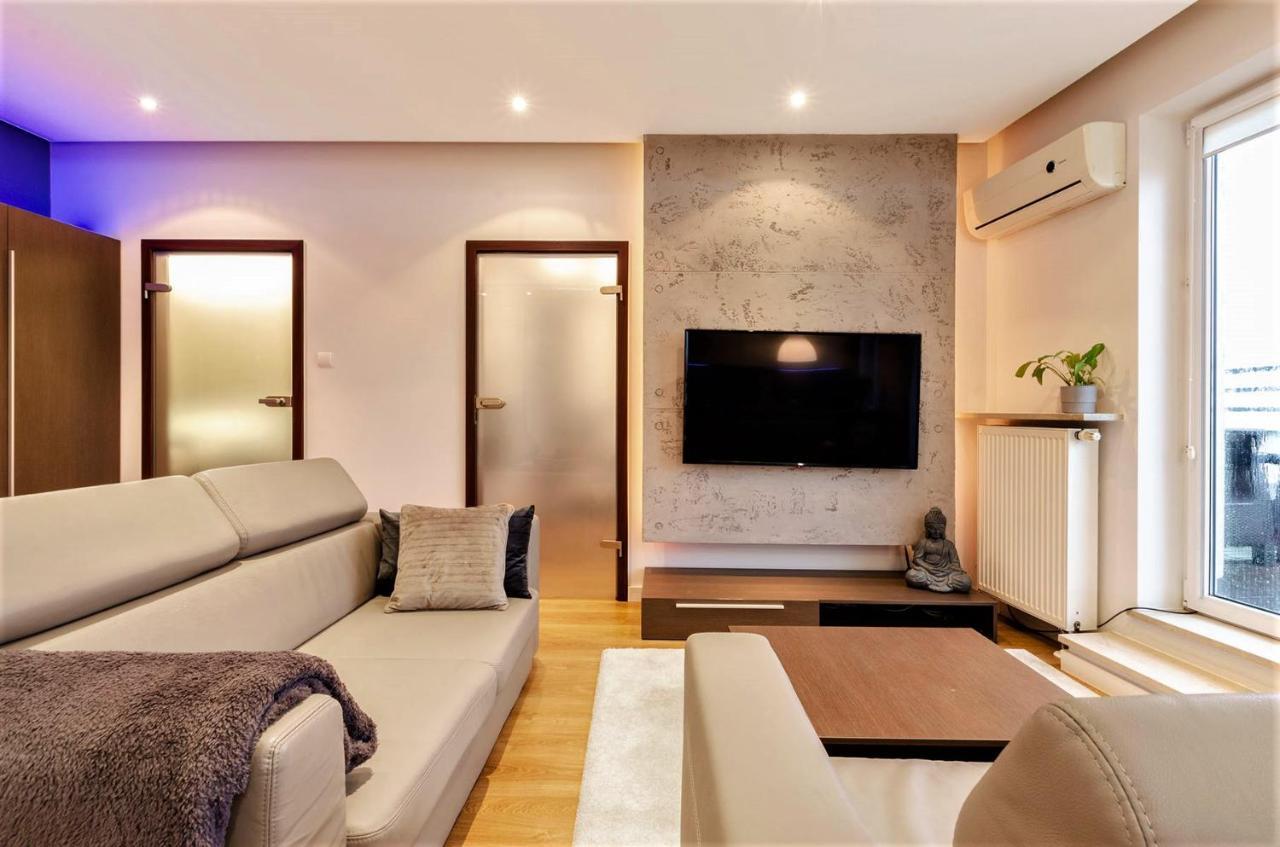 Lupoapartments Krolewska Penthouse Mandoria Parking Dostep Na Kod Łódź Buitenkant foto
